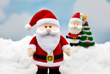 1x1_A_plush_Santa_Claus_toy__approxi